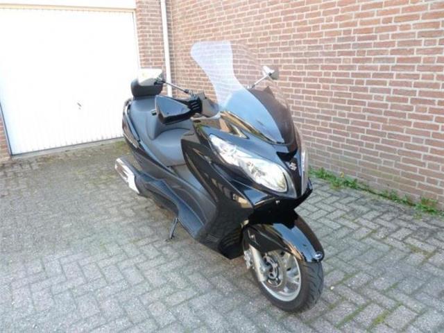 Suzuki Burgman 400 AN Automaat 1e eigenaar