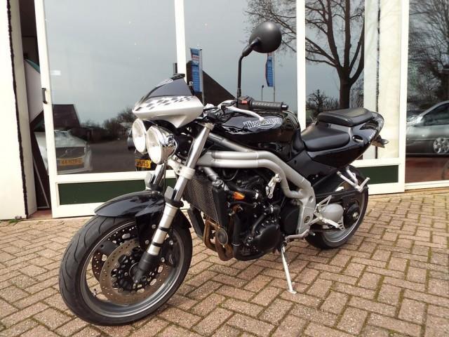 Triumph Speed Triple 955i Tour bj 2003