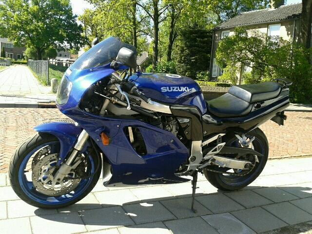 Suzuki GSX-R 600 750R