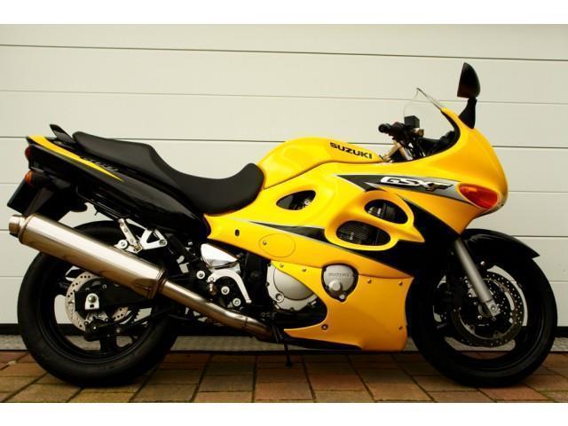 Suzuki GSX 600 F 4258 KM !