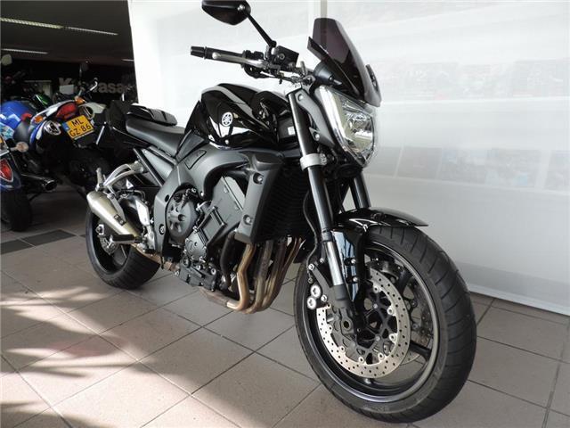 Yamaha FZ 1