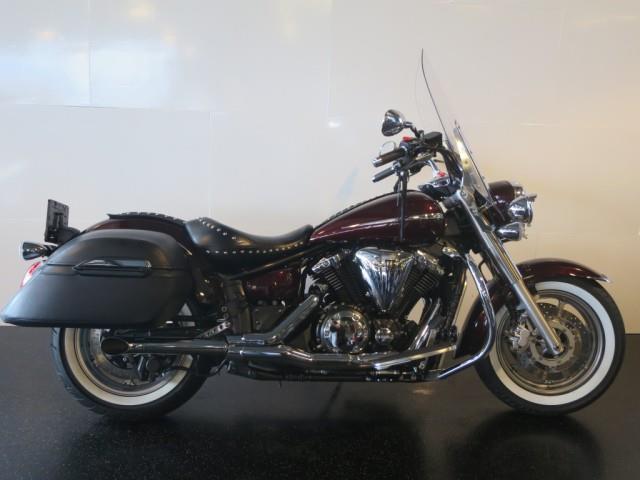 Yamaha XVS 1300 A MIDNIGHT STAR MIDNIGHTST