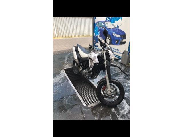 Yamaha XT 660X