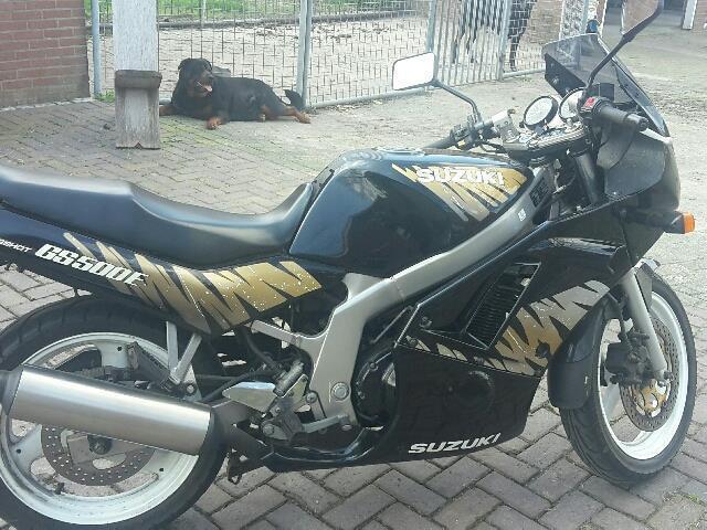 Suzuki GS 500