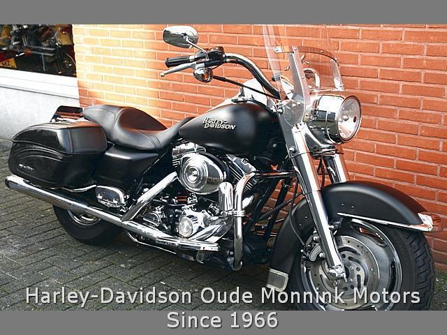 Harley-Davidson Road King FLHRS Custom 1450