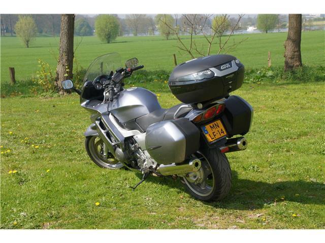 Yamaha FJR 1300