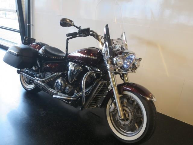 Yamaha XVS 1300 A MIDNIGHT STAR MIDNIGHTST