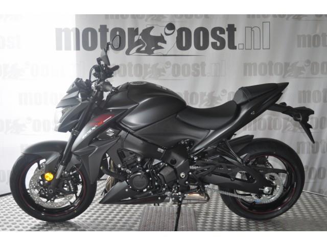 Suzuki GSX-S 1000 A STREET