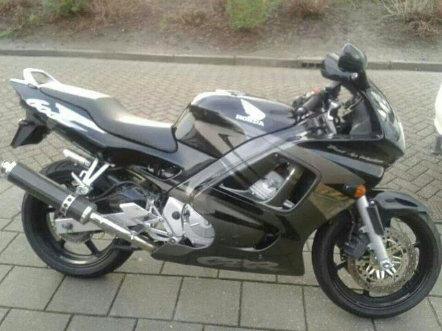 Honda CBR 600 CBR 600F