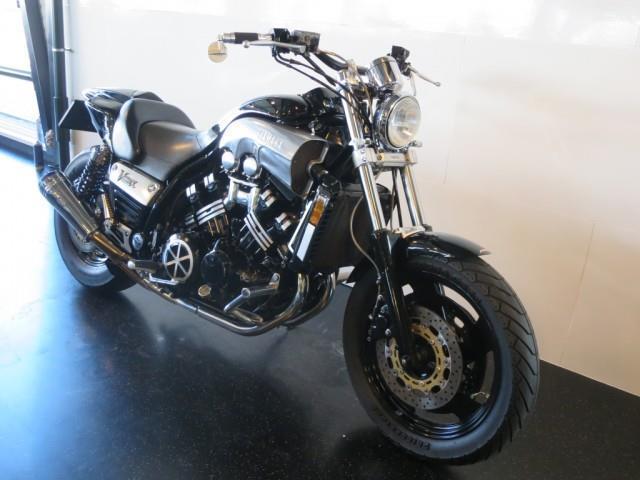 Yamaha Vmax BLACK MAX VMX 1200 VMAX V MAX