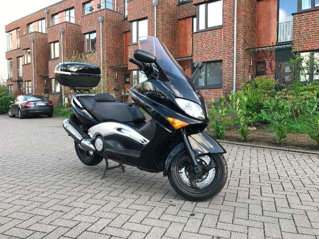 Yamaha TMAX 500