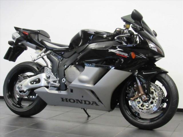 Honda CBR 1000 rr Fireblade