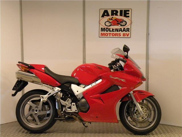 Honda VFR 800 4 VTEC