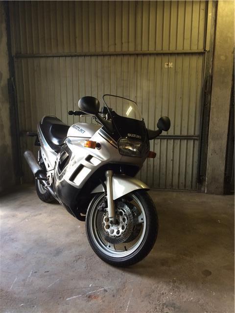 Suzuki GSX 750