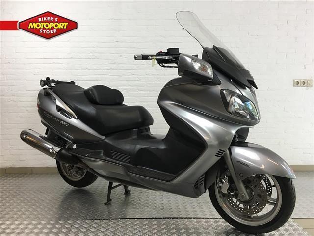 Suzuki Burgman 650 AN 650 BURGMAN ABS