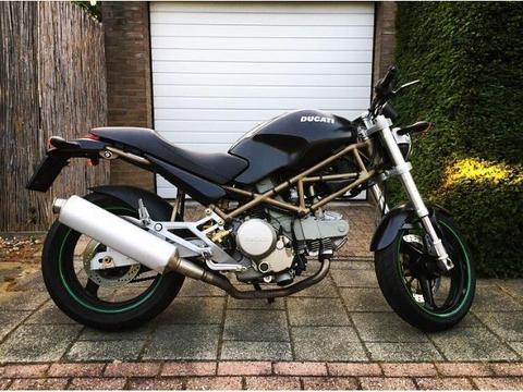 Ducati Monster 600