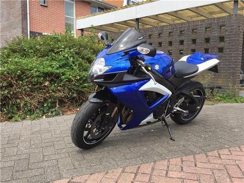 Suzuki GSX-R 750