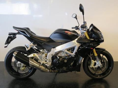 Aprilia TUONO V4 RSV 4 RSV4 (bj 2011)