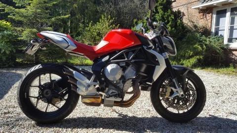 MV Agusta Brutale 675