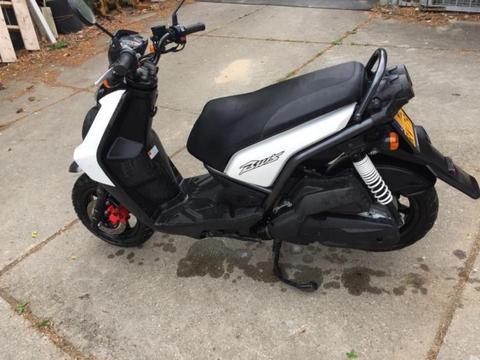 Motorscooter