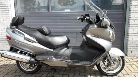 SUZUKI AN650A EXECUTIVE alle opties .2009