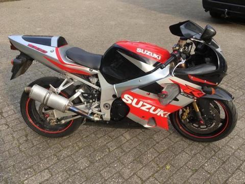 1000 cc supersport 2002 Gsx r1000