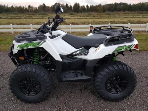 Nieuwe 2017 Arctic Cat Alterra 700 XT EPS White Metallic