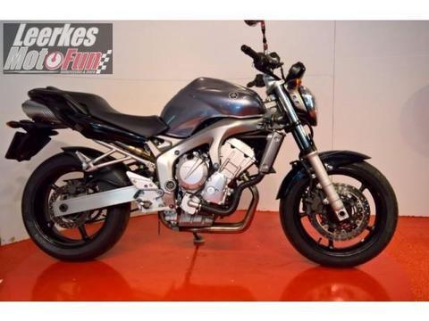 Yamaha FZ 6 (fazer 600/RJ07) zilver (2005)