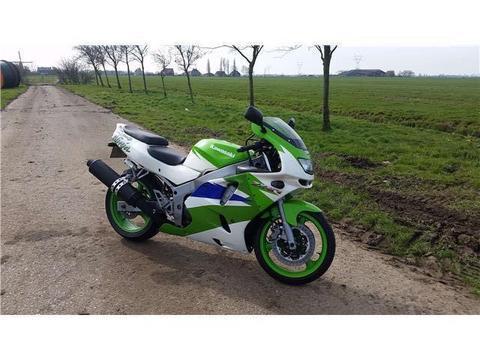 Kawasaki Ninja ZX - 6 R