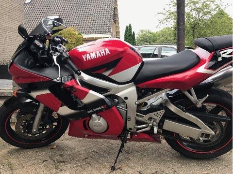 Yamaha YZF - R 6