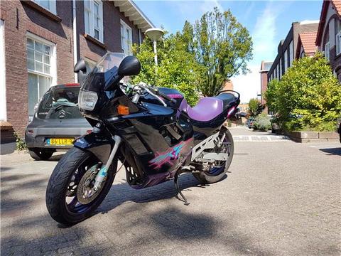 Suzuki GSX 600