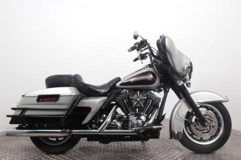 Harley-Davidson FLHTC Electra Glide Classic (bj 2007)