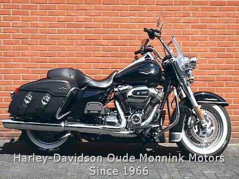 Harley-Davidson Road King FLHRC Classic 107 F