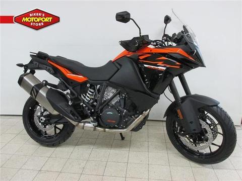 KTM “1090 Adventure”