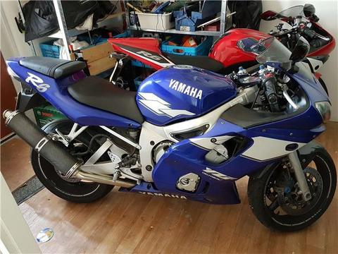 Yamaha YZF - R 6