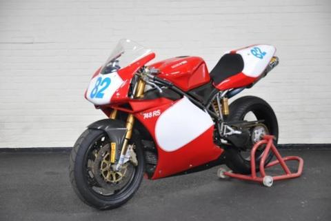 Ducati Sport 748 RS Circuit bike (bj 2002)