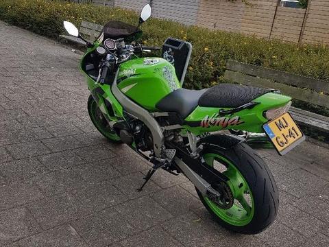 Kawasaki Ninja ZX - 6 R