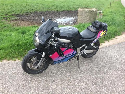 Suzuki GSX-R 750