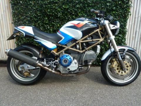 Ducati monster 900 performance