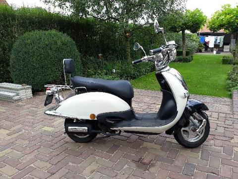 Znen Other grande retro scooter
