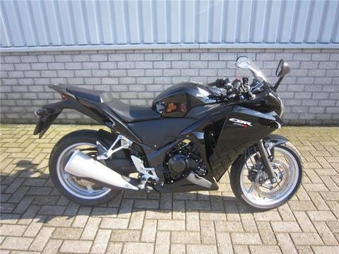 Honda CBR 250 R ABS