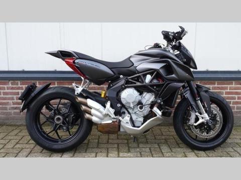 MV AGUSTA RIVALE 800 AES/ABS (bj 2014)