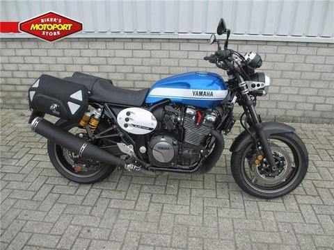 Yamaha XJR 1300