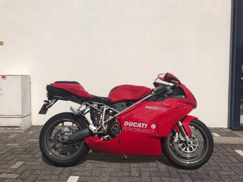 ducati 749s