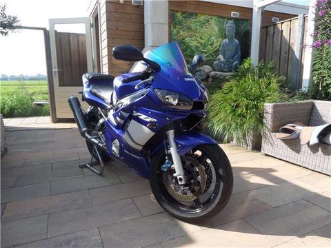 Yamaha YZF - R 6