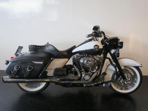 Harley-Davidson Road King FLHRCI CLASSIC 1584 6SPEE