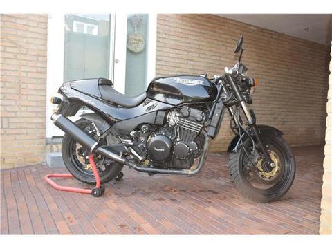 Triumph Speed Triple 750