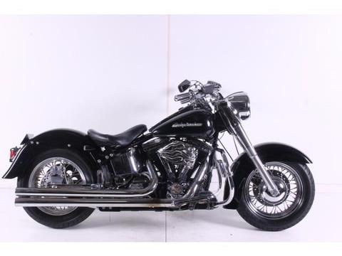 Harley-Davidson Heritage FLSTC CLASSIC