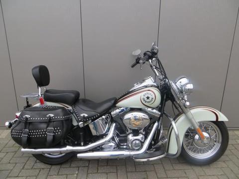 Harley-Davidson Heritage Softail FLSTC CLASSIC