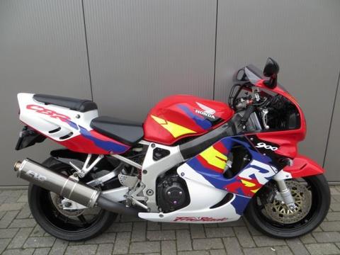 Honda CBR 900 RR FIREBLADE